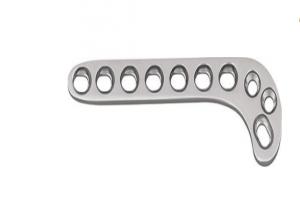 Distal femoral compression plate